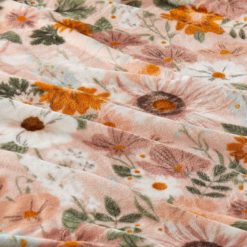 Ultrasoft Molly Floral Blanket