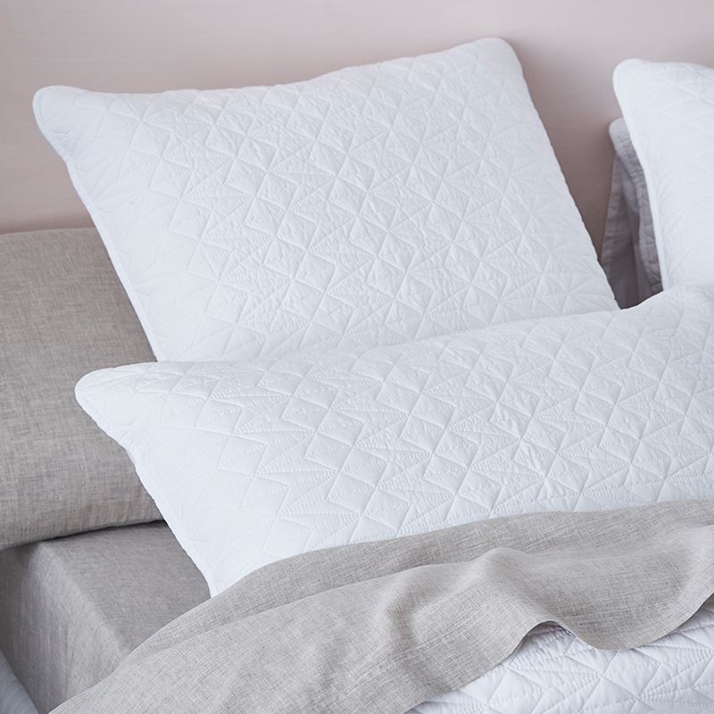 Maxwell Quilted Quilt Cover White